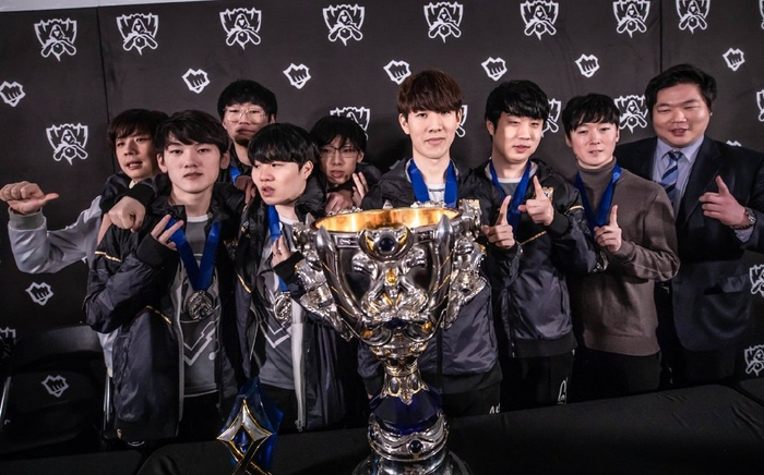 书而得以巩 书而得以巩