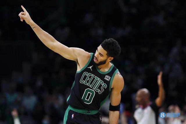 易建联一战 易建联一战